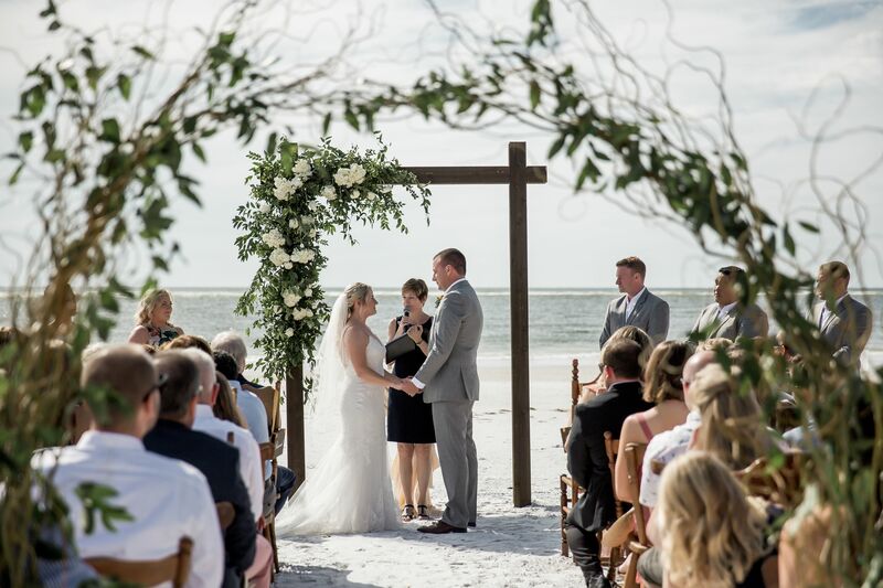 Sarasota wedding – Ringling wedding – Sarasota wedding planner – Sarasota luxury wedding planner – Orange wedding décor – Florida oranges in wedding décor 
