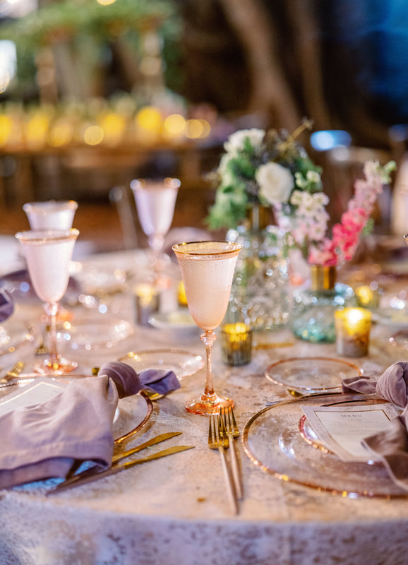 elegant table setting at Selby Gardens wedding