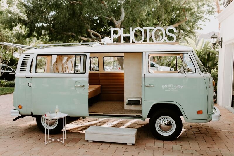 Sweet Shot Photo Booth Bus at a Tampa wedding