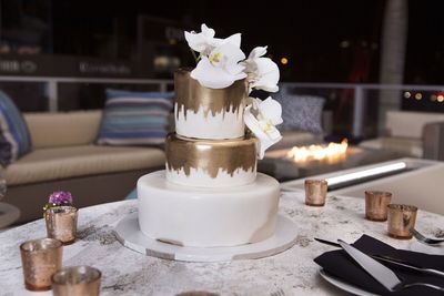 Jennifer Matteo Event Planning  - Sarasota wedding planner- Westin Sarasota – rooftop wedding- rose gold wedding cake