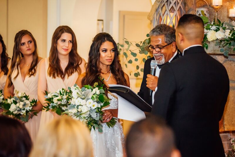 Lakeland wedding – Magnolia Building – Florida Wedding Planner – Jennifer Matteo Event Planning. – Lakeland wedding planner - wedding vows- bride and groom exchanging wedding vows
