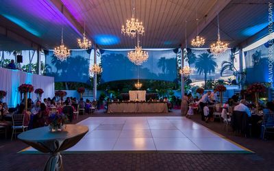 Jennifer Matteo Event Planning – Indian Weddings – Florida Indian wedding planner – Florida Indian weddings - floating crystal chandeliers 